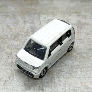 Tomica โมเดลรถเหล็กโทมิก้า  SUZUKI MR WAGON  NO.105  S = 1/62