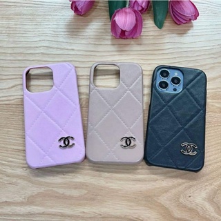 CHANEL 19 หนังแพะ ผิวทนทานกว่าหนังแกะ หนังขึ้นลายสวยมากคะ มาพร้อมโลโก้ใหม่ i13i13proi13promax i13i12promax i11i11promax