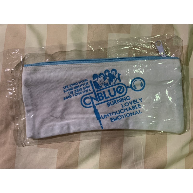 กระเป๋าดินสอ cnblue พร้อมส่ง Kpop