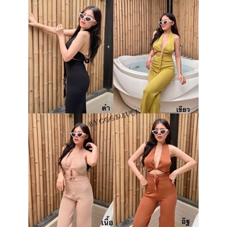 งานชุดเซตไหมพรม ทรงสายคล้องคอ สวยเก๋ ไม่ซ้ำใครแพ็คคู่มากับกางเกงขายาว เป็นขนาดฟรีไซส์ เนื้อผ้านุ่ม ยืดตามตัว