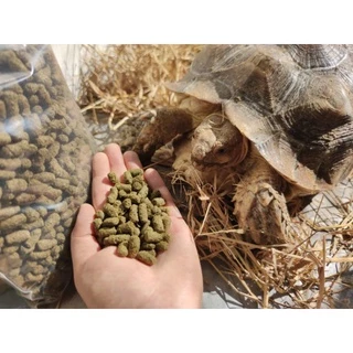 Pro-Reptiles​ อาหารเต่าบก สูตร Original ขนาด 5, 10 กิโลกรัม