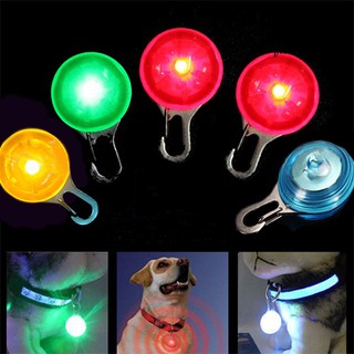 FM🐕จี้สุนัขทรงกลม LED แบบพกพาสัตว์เลี้ยงกระพริบจี้สำหรับกลางคืน