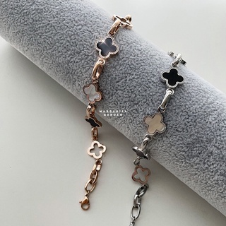 「 โค้ด ZJRP2 ลดทันที 45.- | ช้อปขั้นต่ำ 300.- 」 Margarita B&amp;W Clover Stainless Bracelet