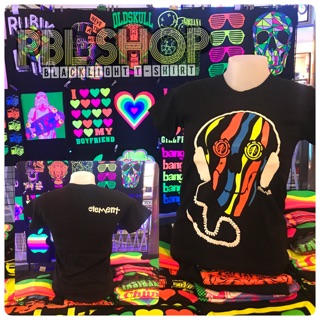 เสื้อสะท้อนแสง (Black light T-shirt)