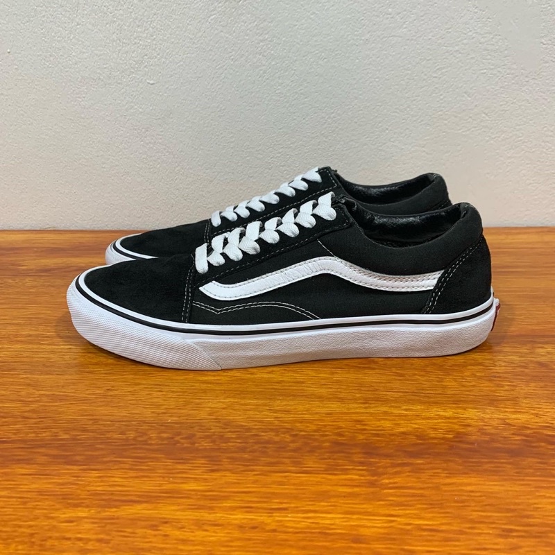 รองเท้า Vans Old Skool Classic Black White มือสองของแท้