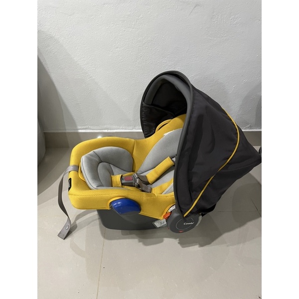 คาร์ซีทกระเช้า Combi prim baby carseat basket กระเช้าคาร์ซีท คาร์ซิทพกพา มีหูหิ้ว คาร์ซีทญี่ปุ่น jap