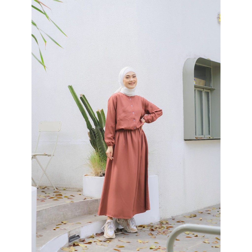 Milk Tille Monic Dress Women - เสื้อผ้าผู้หญิง ชุดเดรสสตรีมุสลิม วัสดุ Lady Zara