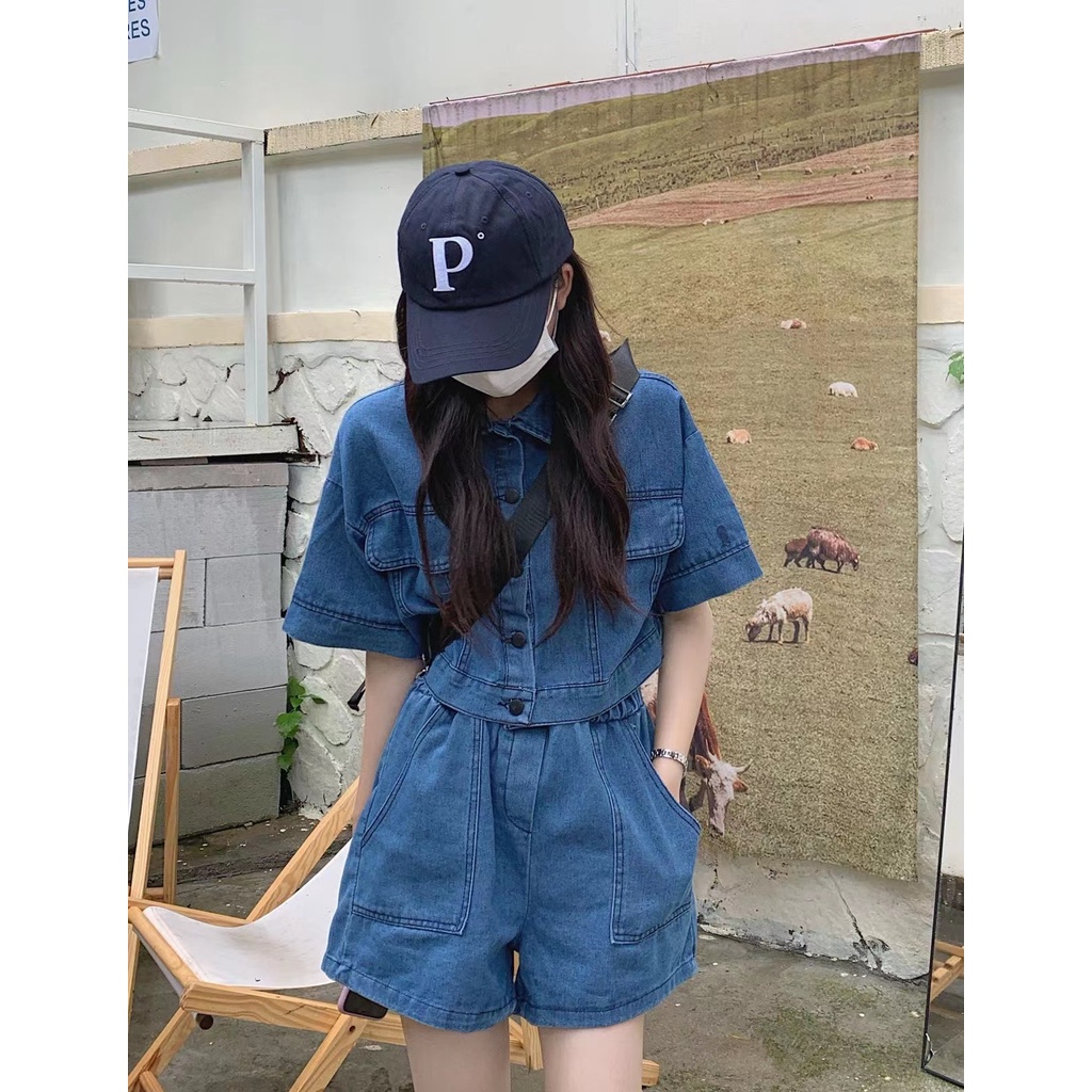 ส่งทันที Cici(NO. 0890)JeansSet  เซตเสื้อเชิ้ตครอป+กางเกงขาสั้น ผ้ายีนส์จับคู่แมตช์สุดคิ้วท์ สไตล์สายเกา ราคา ถูกที่สุด ดีลบีเคเค แกลเลอรีภาพที่ 2