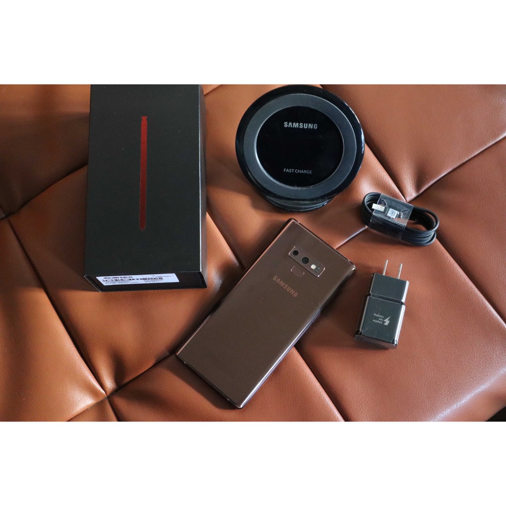 Samsung Galaxy Note 9 [สภาพดี มีรอยปิ่นเล็กๆมุมซ้าย ประกันศูนย์ แถม Fast Wireless Charger]