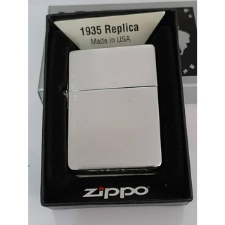 Zippo 1935.25   REPLICA BRUSHED CHROME สีเงิน ผิวโครเมี่ยม  ทรงย้อนยุคปี1935  ทรงเหลี่ยม  ตัวสั้น   บานพับนอก3ข้อ