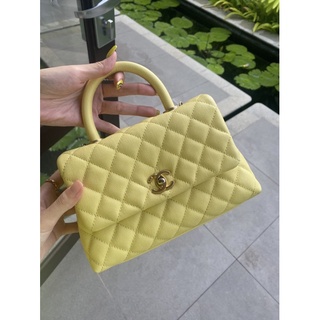 chanel coco 9.5" lemon caviar