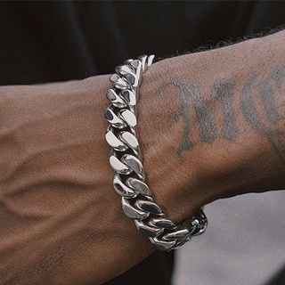 【คู่รักบูติก】 Titanium Steel No Fading Cuban Link Chain Bracelet Summer Ins Trendy Hip Hop Mens Bracelet Personality Punk Simple Couple Bracelet