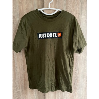 เสื้อยืดคอกลม NIKE JUST DO IT. ของแท้ สีเขียวขี้ม้า size XL(L)