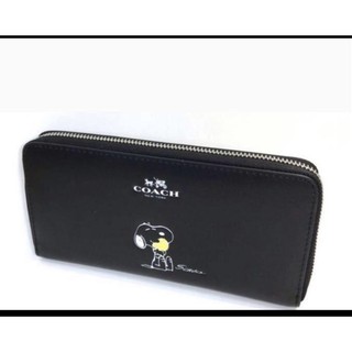 Coach Long wallet (Black Snoopy)