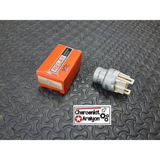 TOYOTA รีเรย์ไฟหน้า เฟรชเชอร์ไฟหน้า 4 ขา TOYOTA MTX ไมตี้เอ็ก 4 ขา 12V กลม 90987-02004