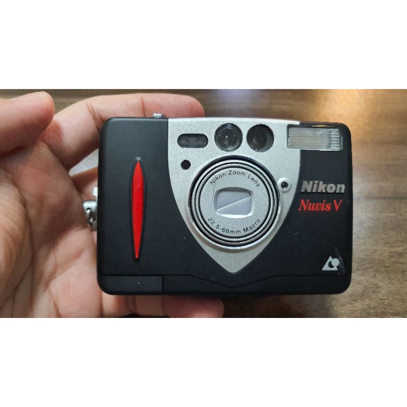 Nikon Nuvis V กล้องฟิล์มAPS ใช้งานได้ปกติ กล้องฟิล์มคอมแพคขนาดเล็ก อ่านเพิ่มเติมคะ