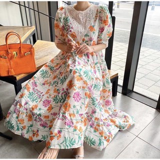 Blossom Dress เดรสลายดอกสดใส