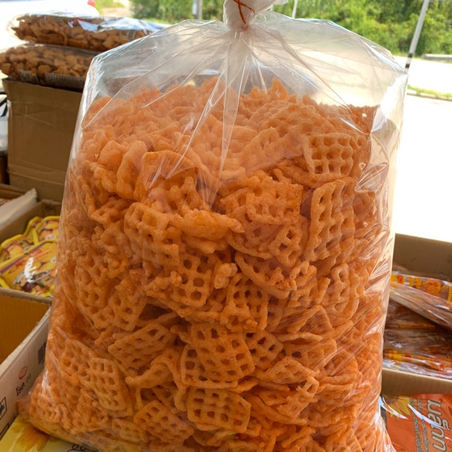 ขนมตาข่ายรสปาปิก้า หนัก1กิโล ของใหม่ ส่งไวรสเข้มข้น มีแบบเดียวรสเดียว เก็บได้ประมาณ3เดือนห้ามโดนแสง ห้ามให้อากาศเข้าครับ