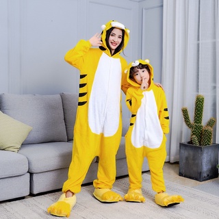 ชุดนอนคอสเพลย์ การ์ตูนอนิเมะ Onesie Kigurumi น่ารัก สีเหลือง สําหรับผู้หญิง และผู้ชาย