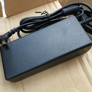 Adaptor notebook 19v 3.42A