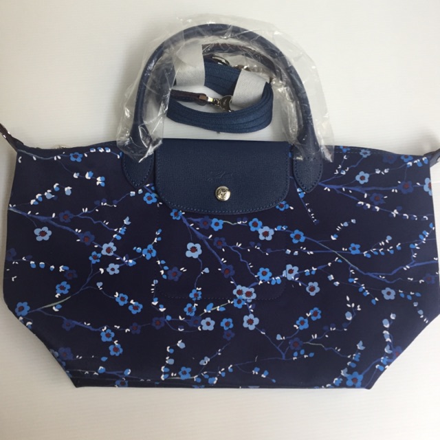 Longchamp m sakura