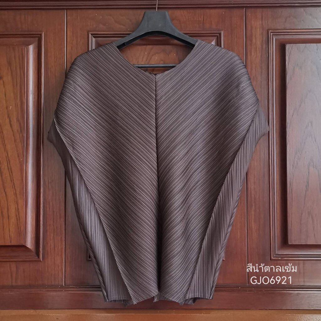มาใหม่ ครบสี 2MUAY PLEAT เสื้ออัดพลีทงานคุณภาพ V NECK BASIC PLEAT TOP ...