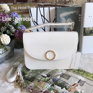 CHARLES &amp; KEITH CIRCULAR DETAIL HANDBAG ส่งฟรีEMS