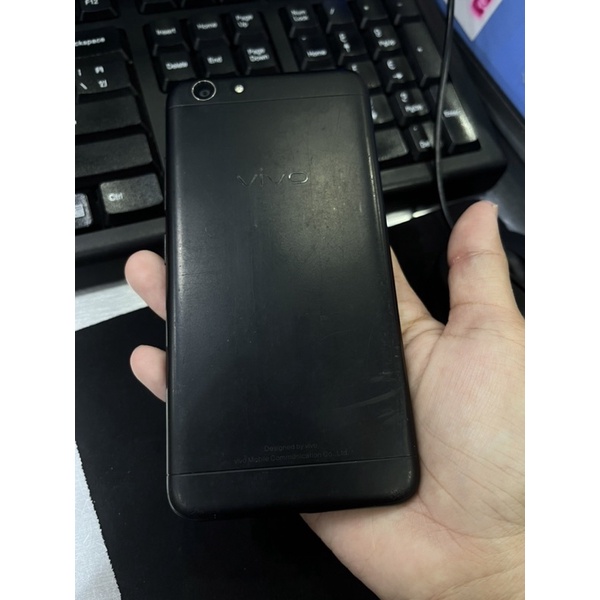 มือถือมือสอง Vivo Y53 สีดำ