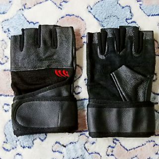 ถุงมือฟิตเนส ถุงมือยกน้ำหนัก ถุงมือออกกำลังกาย Fitness Glove