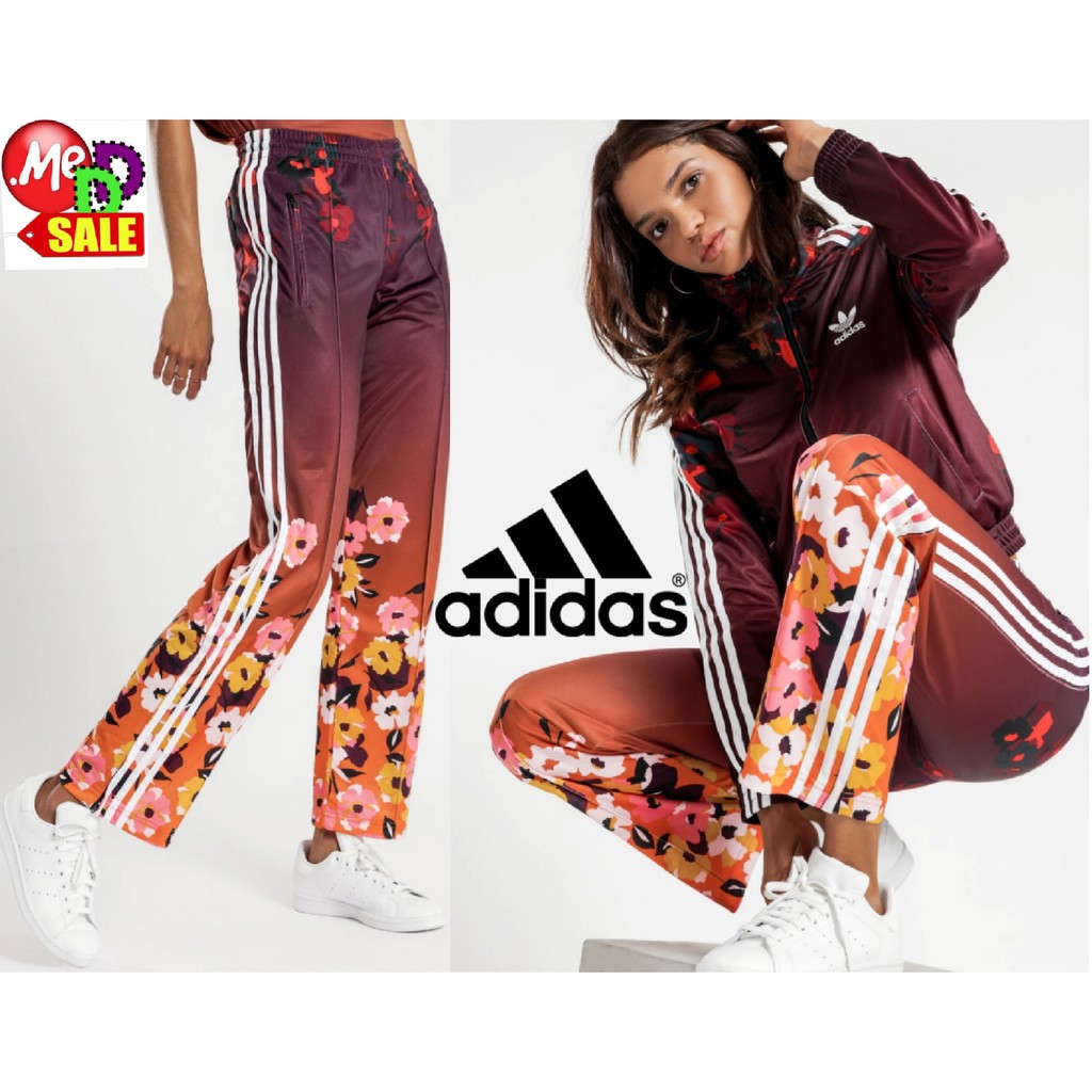 Adidas - ใหม่ กางเกงแทรคลวดลายดอกไม้ ใส่ลำลอง ADIDAS HER STUDIO LONDON TRACK PANTS GC6844