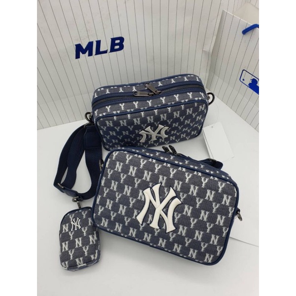 กระเป๋าสะพาย NY จาก Shop MLB แท้ 100%
