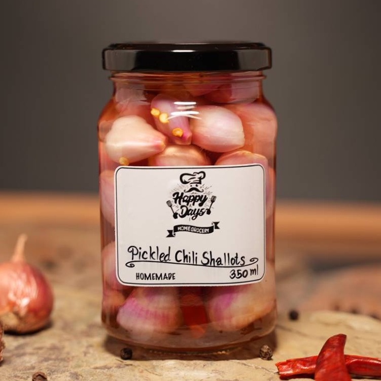 หอมแดงดองทั้งลูกกับพริกโฮมเมด 350มล, Pickled Chili Shallots 350ml