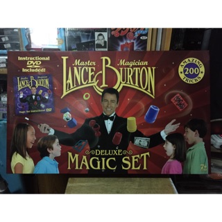 อุปกรณ์การแสดงมายากล เซ็ต 200 tricks magic tricks