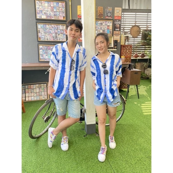 เสื้อเชิ๊ตมัดย้อมครามธรรมชาติ ผ้าฝ้ายแมมเบิด - รูปที่ 1