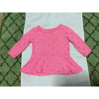 เสื้อ ยี่ห้อ Carter’s สีชมพู สำหรับเด็ก 5เดือน-1 ขวบ มือสอง