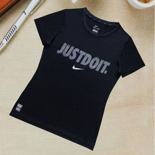 เสื้อกีฬาหญิง just do it