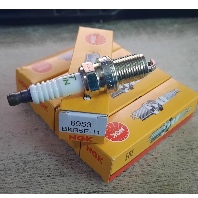 หัวเทียน NGK BKR5E-11 (6953) Nickel ชนิด (V-Groove) 1หัว