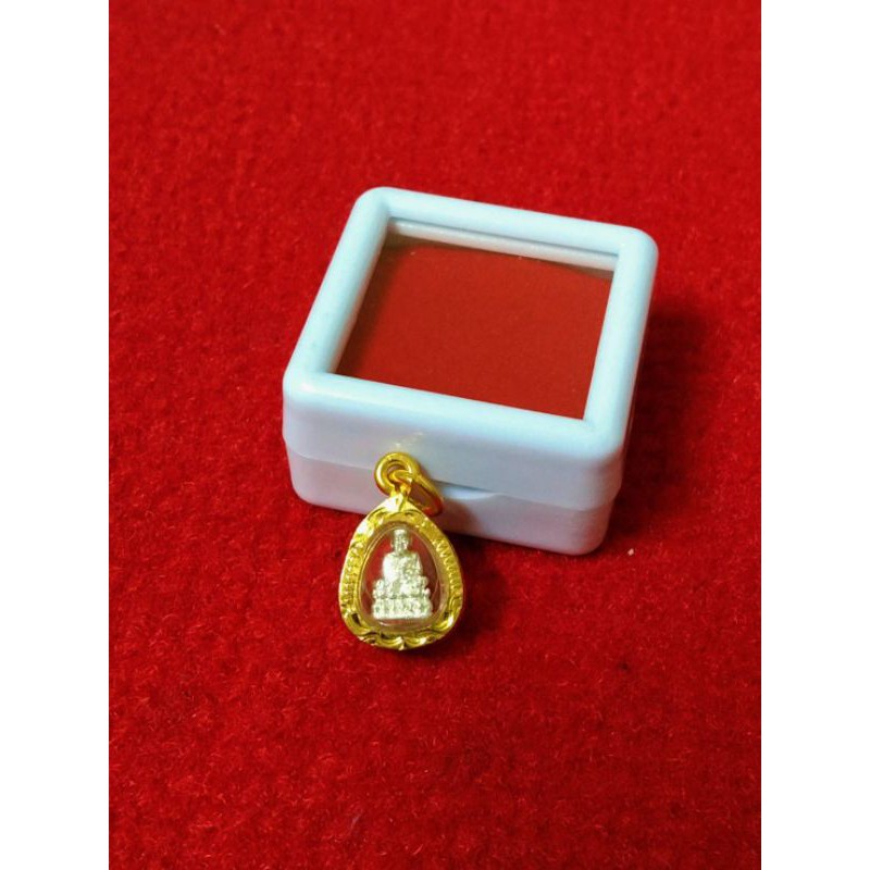 จี้พระองค์สีเงิน ( S10)กรอบฉลุกันน้ำได้ 60% ขนาด 1 cm . จี้พระกรอบทอง จี้พระมงคล จี้พระปลุกเสก