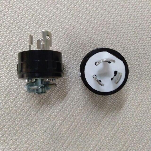 Meikosha Power plug MH2572 ตัวผู้ 3ขา 15A 125V แบบเขี้ยวล็อค ของแท้