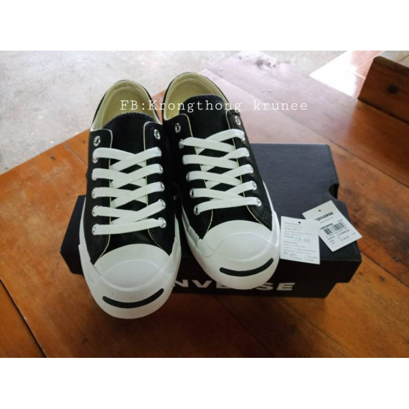 รองเท้าconverse jackของแท้มือสองใส่ครั้งเดียวพร้อมป้าย+กล่องและถุงช๊อปครบ