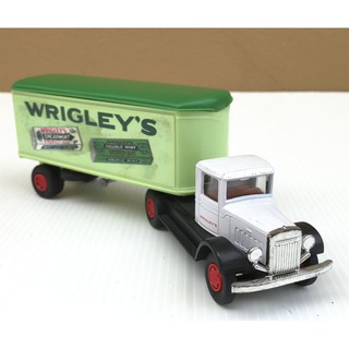 1/87 Trailer Ad Truck หัวลากสีขาว โฆษณา หมากฝรั่ง Wrigleys (รถยาว 15 cm)