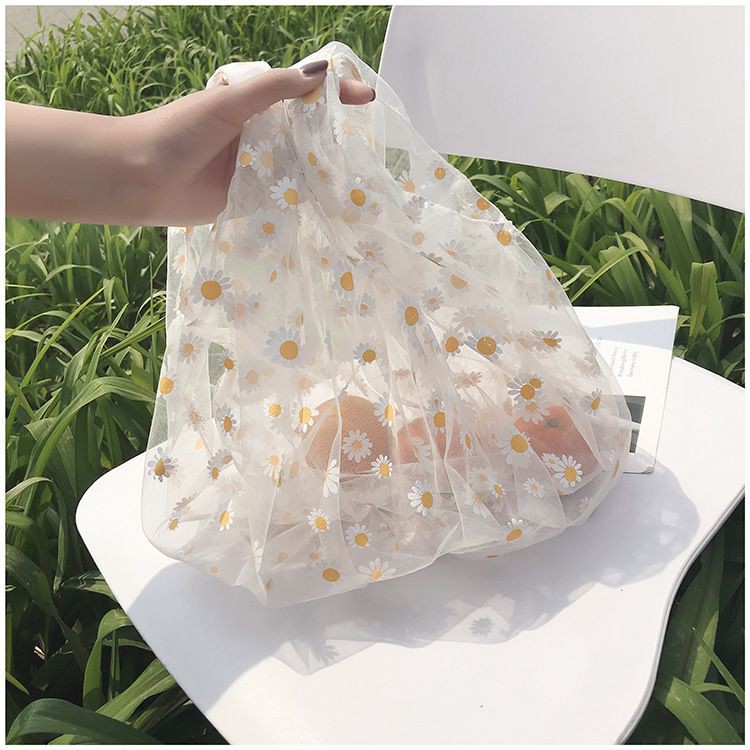 (พร้อมส่ง) White Daisy shopping bag (BP) กระเป๋าผ้า