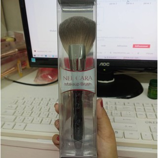 NEE CARA TAPERED FAN BRUSH (N900) นีคารา แปรงแต่งหน้า แปลงแต่งหน้า แปรงปัดแก้ม แปลงปัดแก้ม ที่ปัดแก้ม แปรงนีคารา แปลงนีค