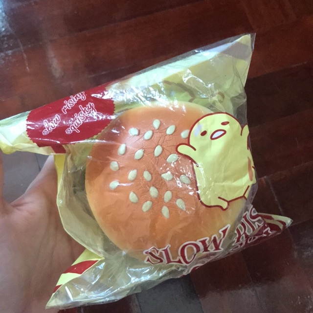 Hamberger ไข่ขี่เกียจ gudetama