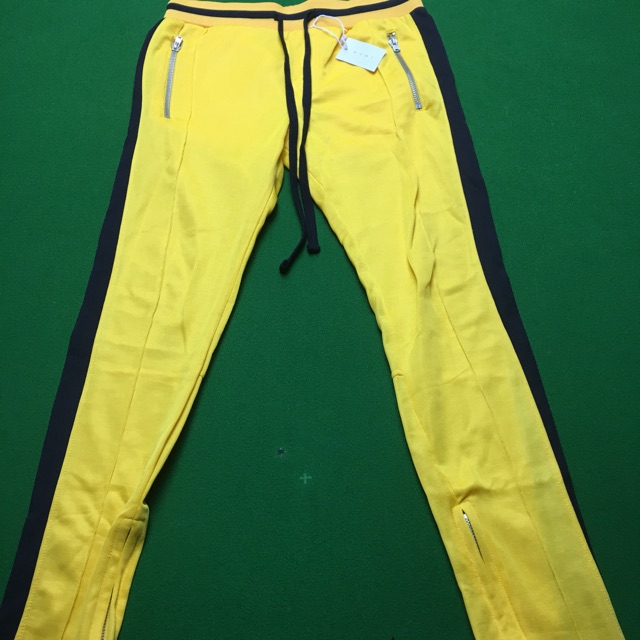 Mnml track pant สีเหลือง ไซร์ m