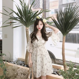 พร้อมส่ง เดรสสั้น คอวีป้ายสวยๆ