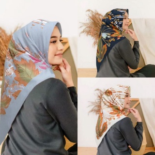 /TANISHAA Series/ HIJAB/ ขายส่ง HIJAB/Quadrangle HIJAB/PREMIUM MOTIF HIJAB/Pashmina KW