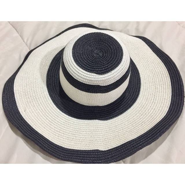 หมวกปีกกว้าง สีขาว-ดำ ยี่ห้อ CPS CHAPS