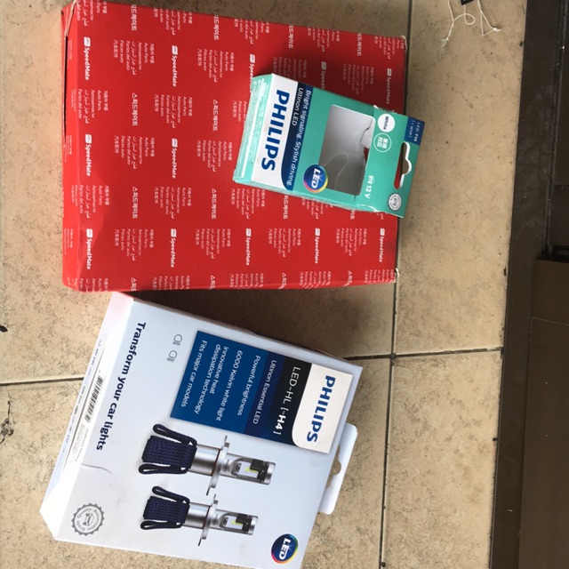 ชุดหลอดไฟphilips led h4+T10