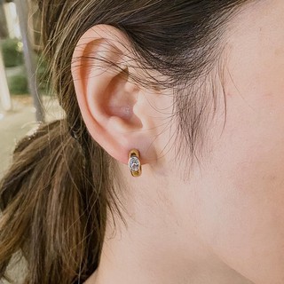 Claras earring ต่างหูห่วงพลอย